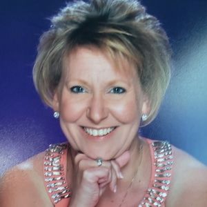 Meet your Posher, Christy